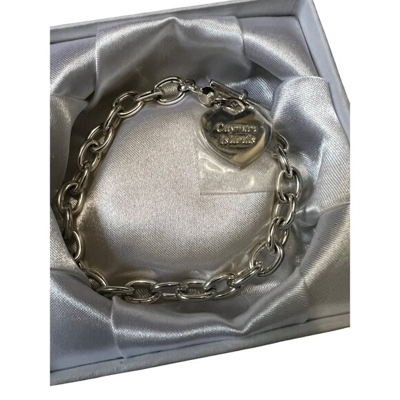 Island Companies Silver Cayman Islands Chain Bracelet with Clasp & Heart Charm - Picture 4 of 5